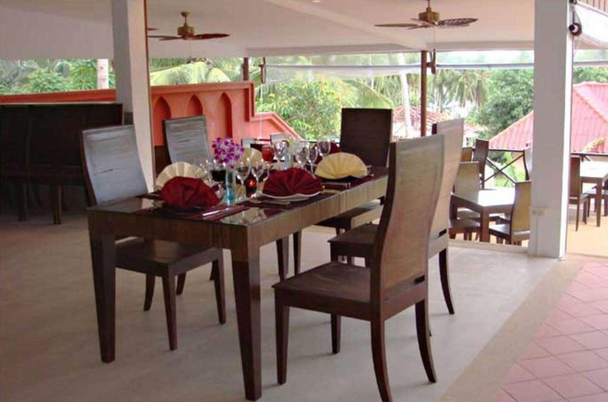Chor Chang Villa Resort Choeng Mon Exteriör bild